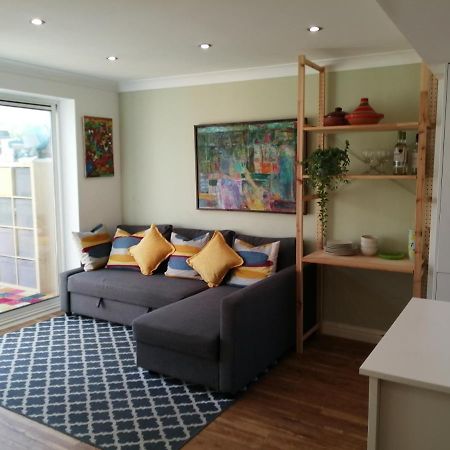 Spacious Townhouse With Sea Views Near Cardiffバリー エクステリア 写真