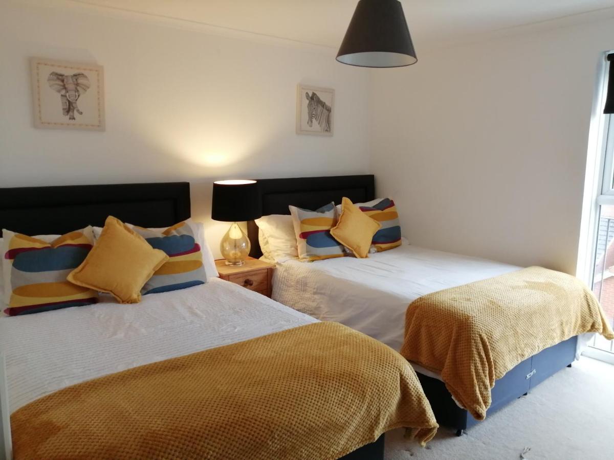 Spacious Townhouse With Sea Views Near Cardiffバリー エクステリア 写真